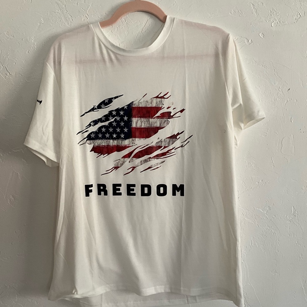 Freedom American Flag Graphic T-Shirt Large